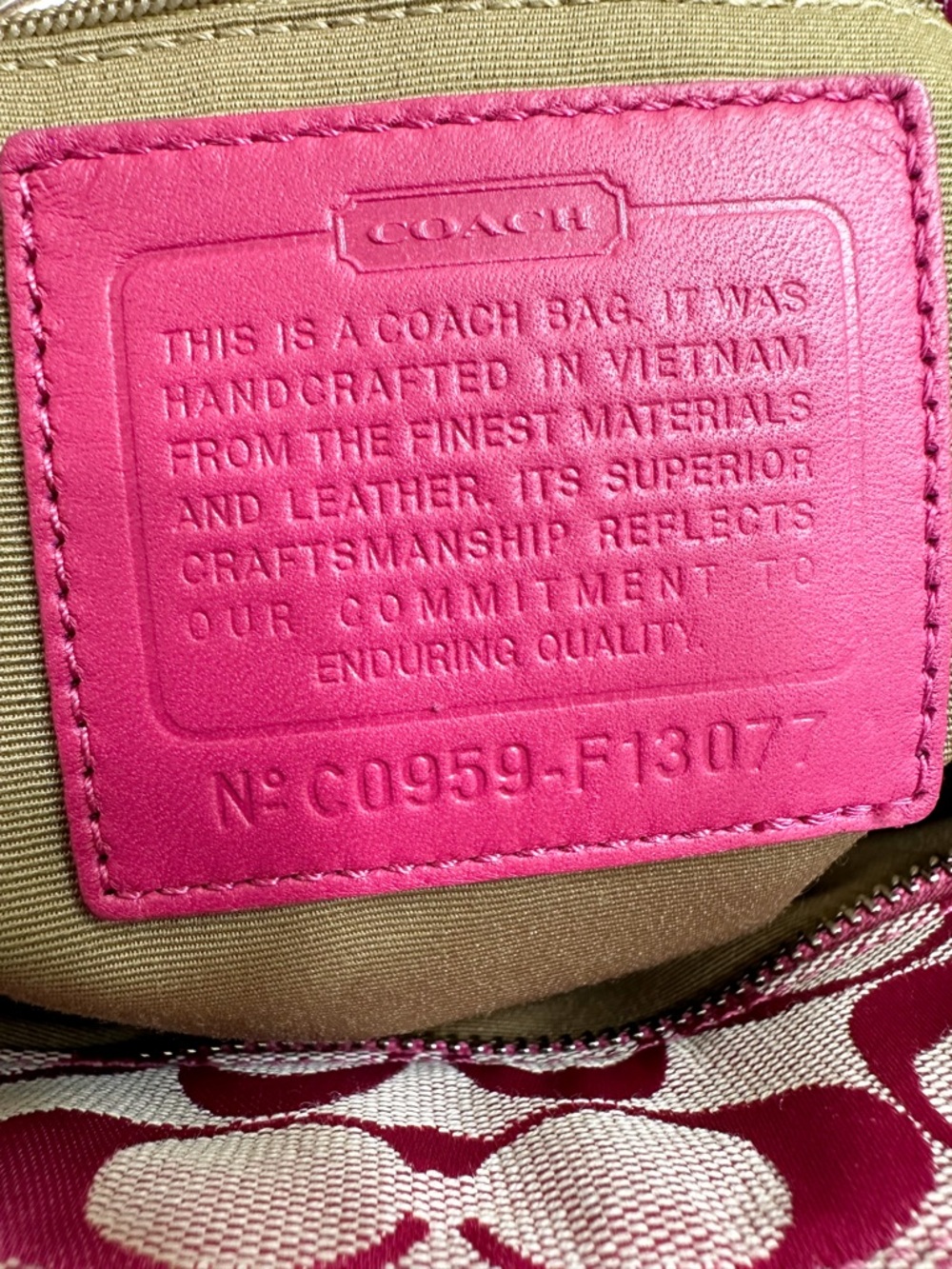 Coach Gallery Tote Signature Jacquard Pink Leather Trim Y2K - Picture 10 of 15